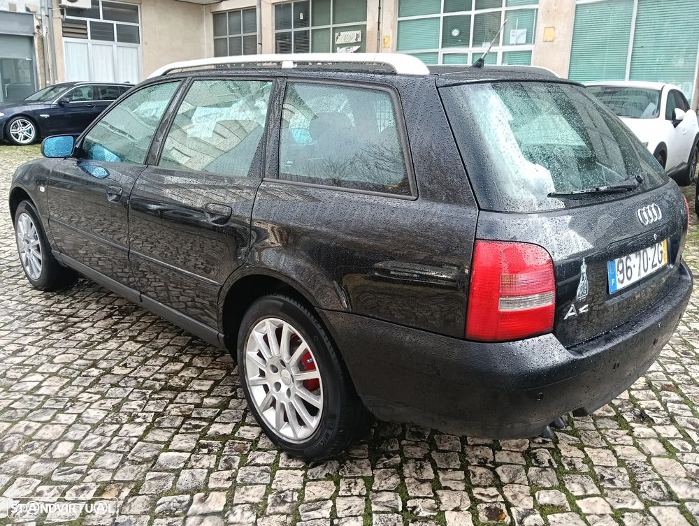Audi A4 Avant 1.9 TDI Attraction - 11