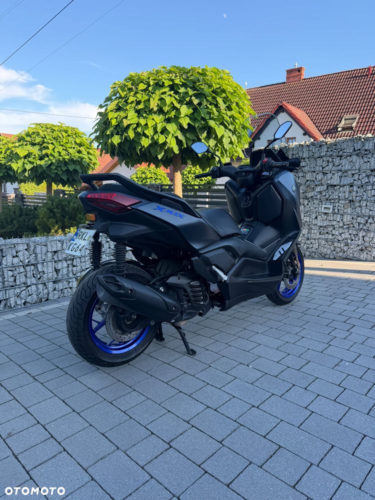 Yamaha X-max - 3