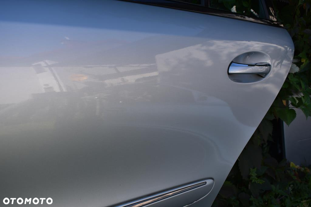 MERCEDES W211 KOMBI DRZWI TYLNE LEWE 775 - 6