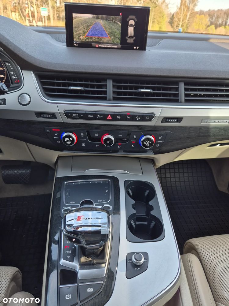 Audi Q7 50 TDI Quattro Tiptronic - 17