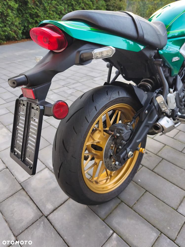 Kawasaki Z 650 RS - 4