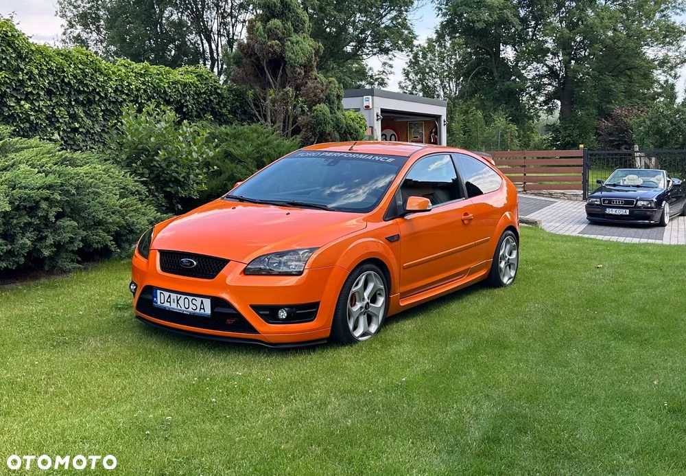 Ford Focus - 1