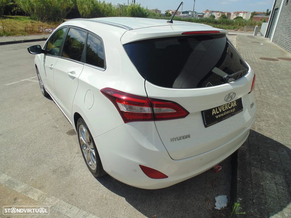 Hyundai i30 SW 1.6 CRDi GO! - 14