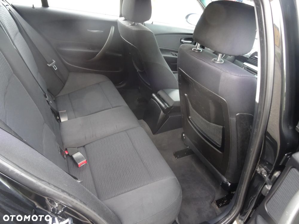 BMW Seria 1 118d - 19