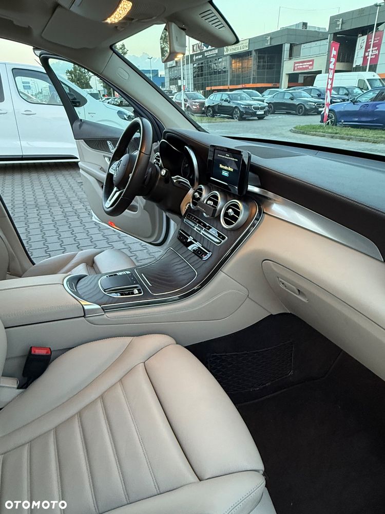 Mercedes-Benz GLC - 10