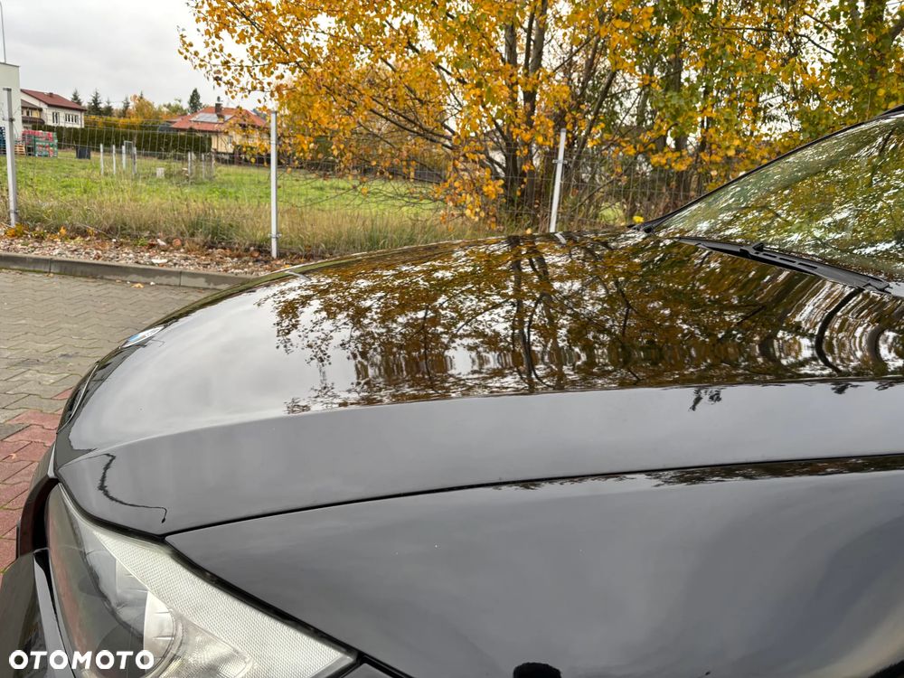 BMW Seria 3 320d - 23