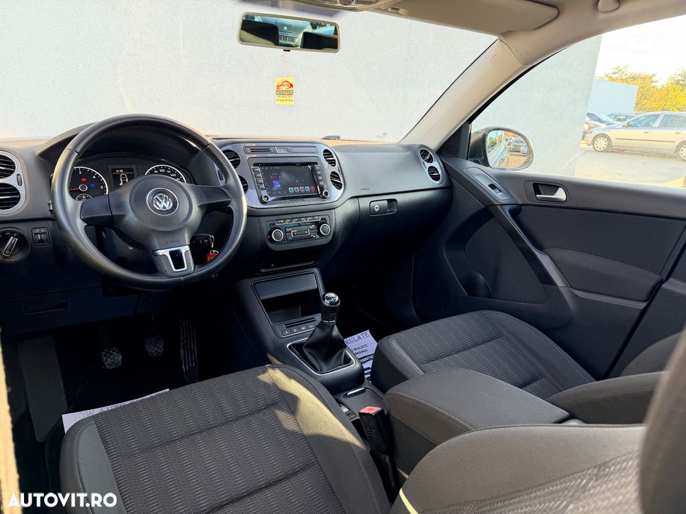 Volkswagen Tiguan 2.0 TDI DPF BlueMotion Technology Trend & Fun - 18