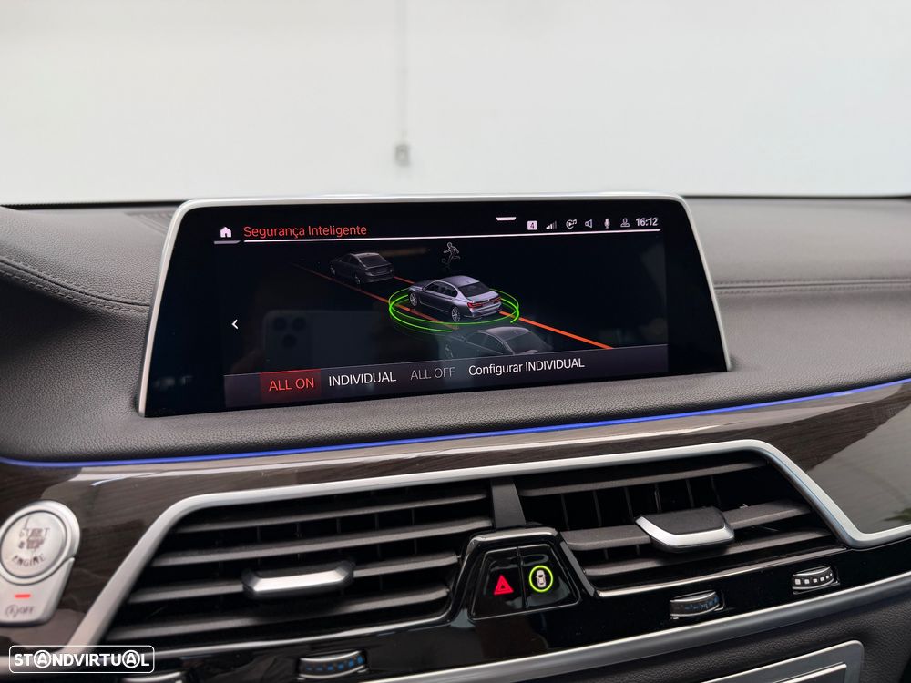 BMW 730 d Auto - 13