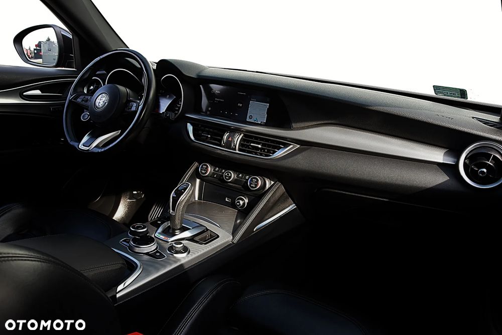 Alfa Romeo Stelvio 2.0 Turbo Veloce Q4 - 21