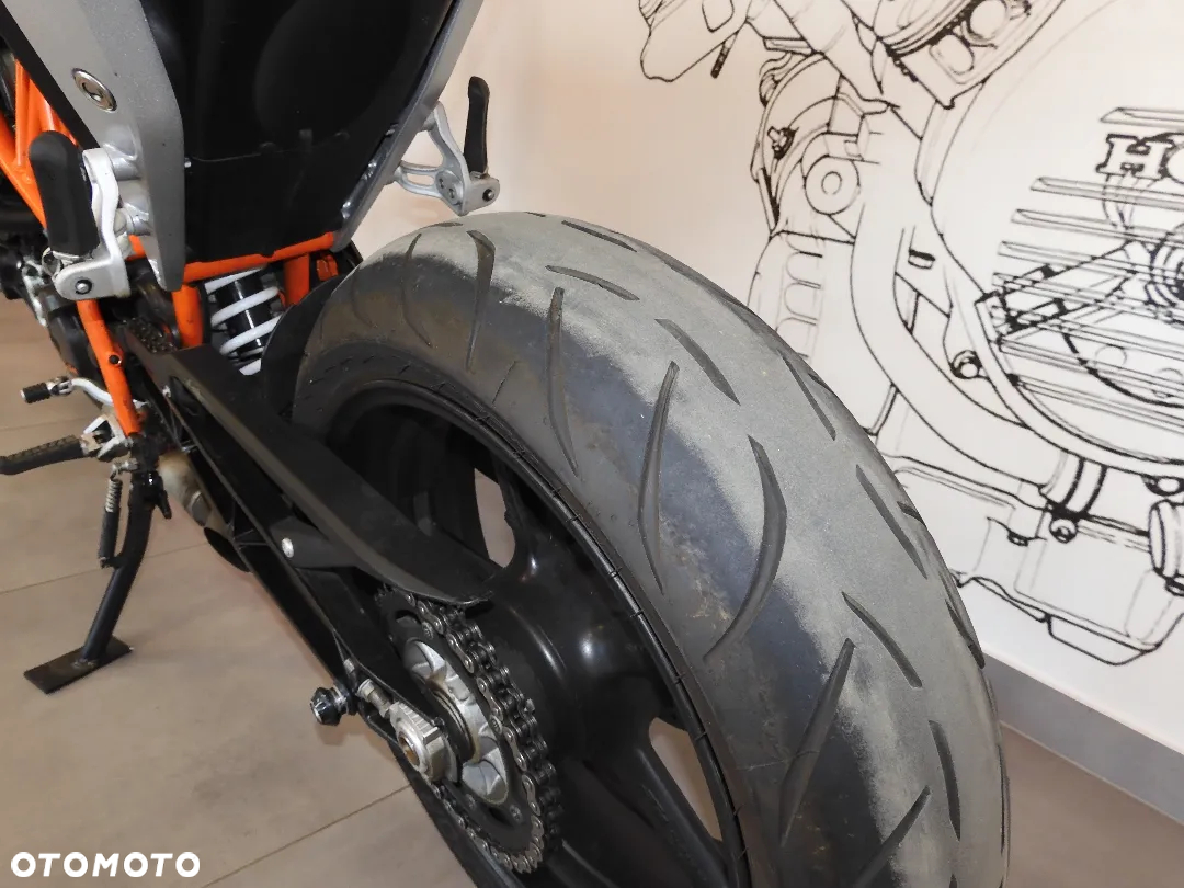 KTM Duke - 30