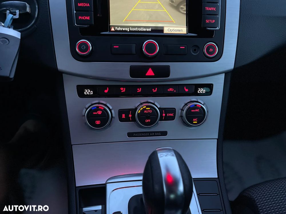 Volkswagen Passat CC 2.0 TDI DSG - 8