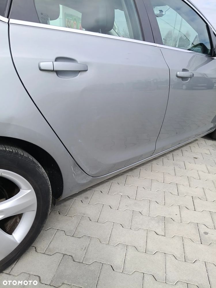 Opel Astra 1.6 Edition Sport - 11