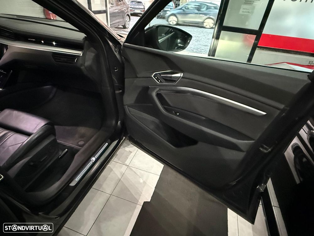Audi e-tron 55 quattro S line - 17