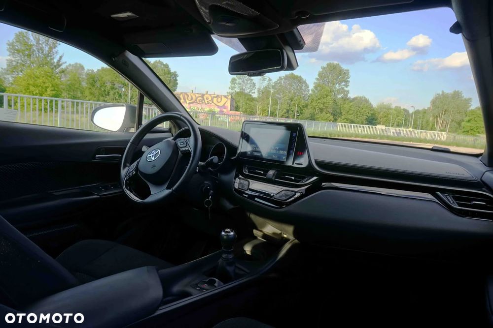 Toyota C-HR 1.2 T GPF Premium - 24