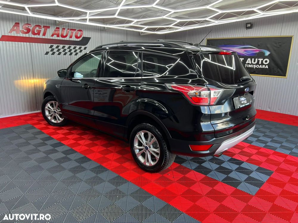 Ford Kuga - 6