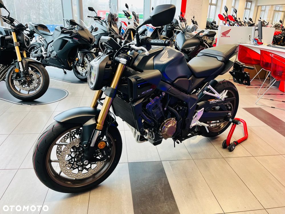 Honda CB - 6