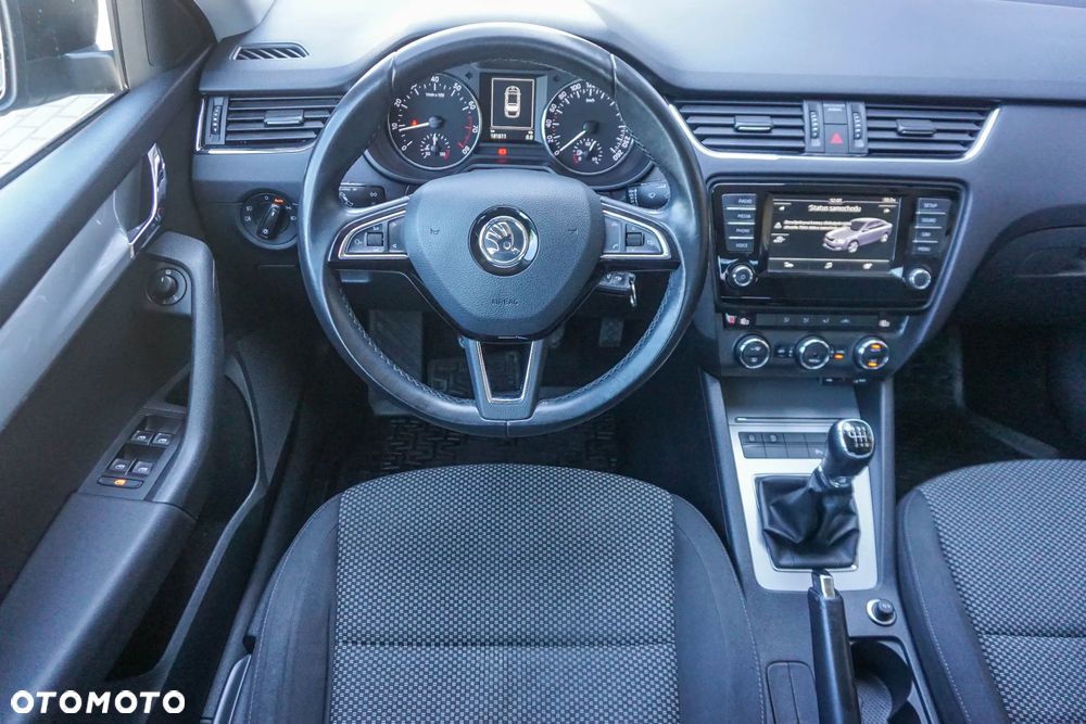 Skoda Octavia 1.8 TSI Ambition - 34