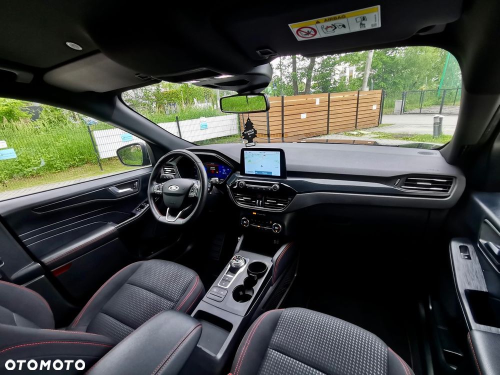 Ford Kuga 2.5 Duratec FHEV ST-LINE - 8