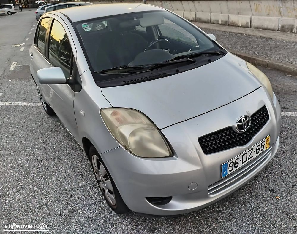 Toyota Yaris 1.0 VVT-i AC - 2