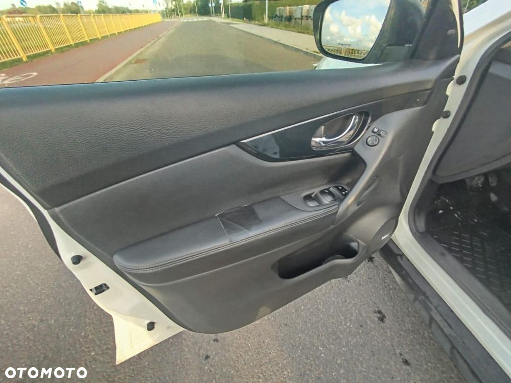 Nissan X-Trail 2.0 dCi Tekna Xtronic 4WD - 19