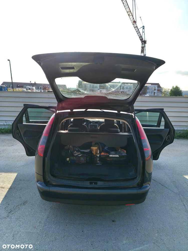 Ford Focus - 10
