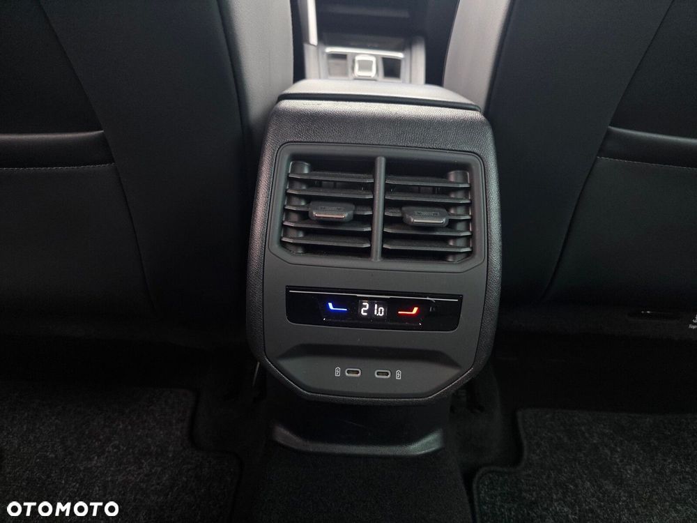 Seat Leon 1.5 eTSI FR DSG - 29