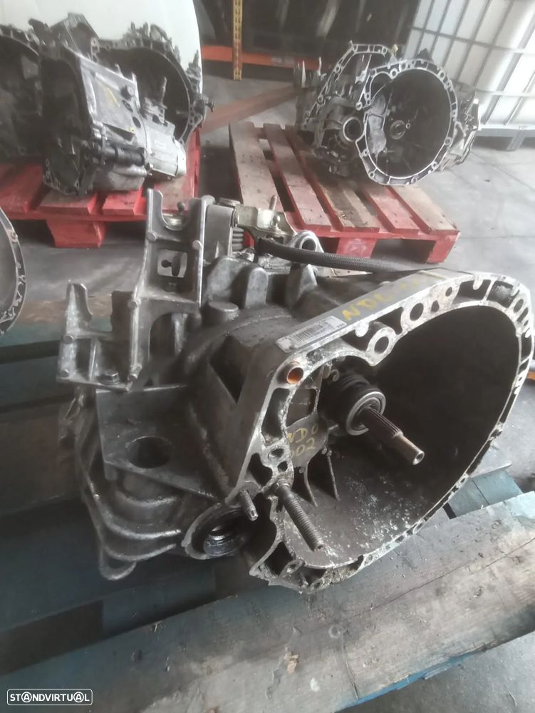 Caixa Velocidades ND0 002 RENAULT SCENIC 1.9DCI DIESEL 5V - 2