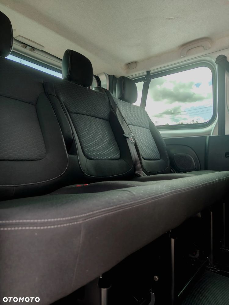 Opel Vivaro - 17
