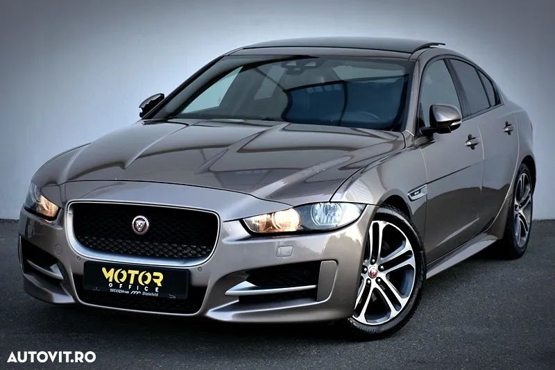 Jaguar XE 2.0 R-Sport - 1