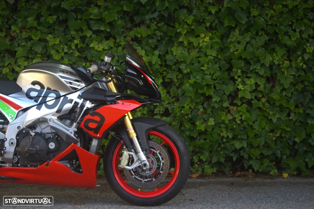 Aprilia Tuono V4 Track day - 6