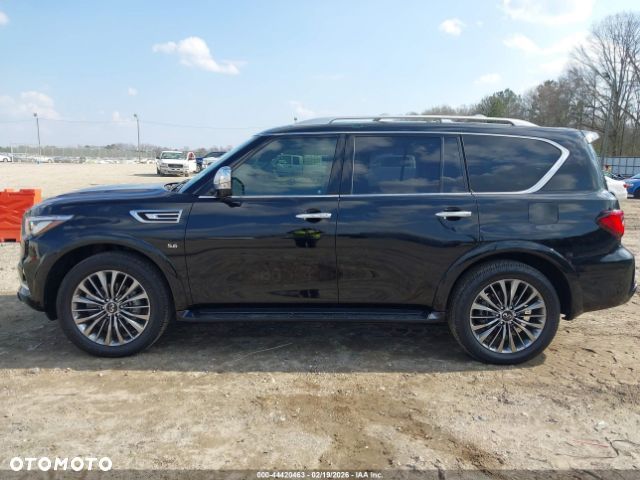 Infiniti QX80 - 4