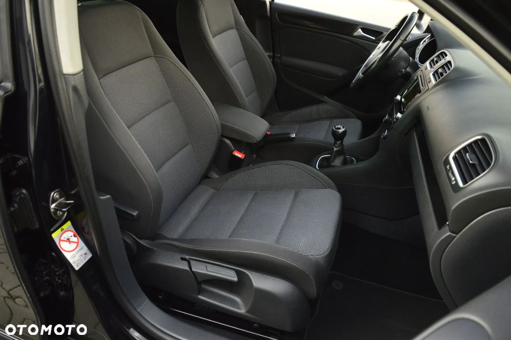 Volkswagen Golf 1.4 TSI BlueMotion Technology Cup - 22