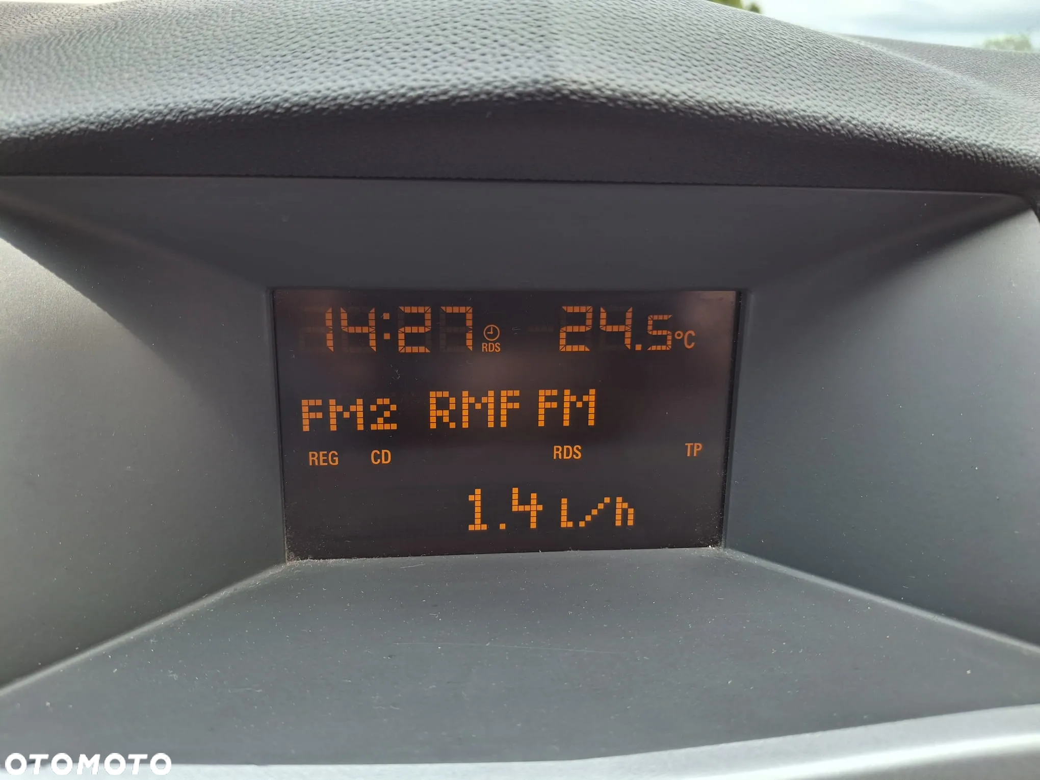 Opel Astra GTC 1.6 - 25