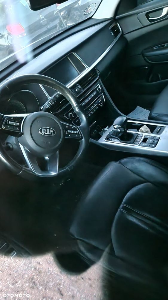 Kia Optima Plug-in Hybrid - 5