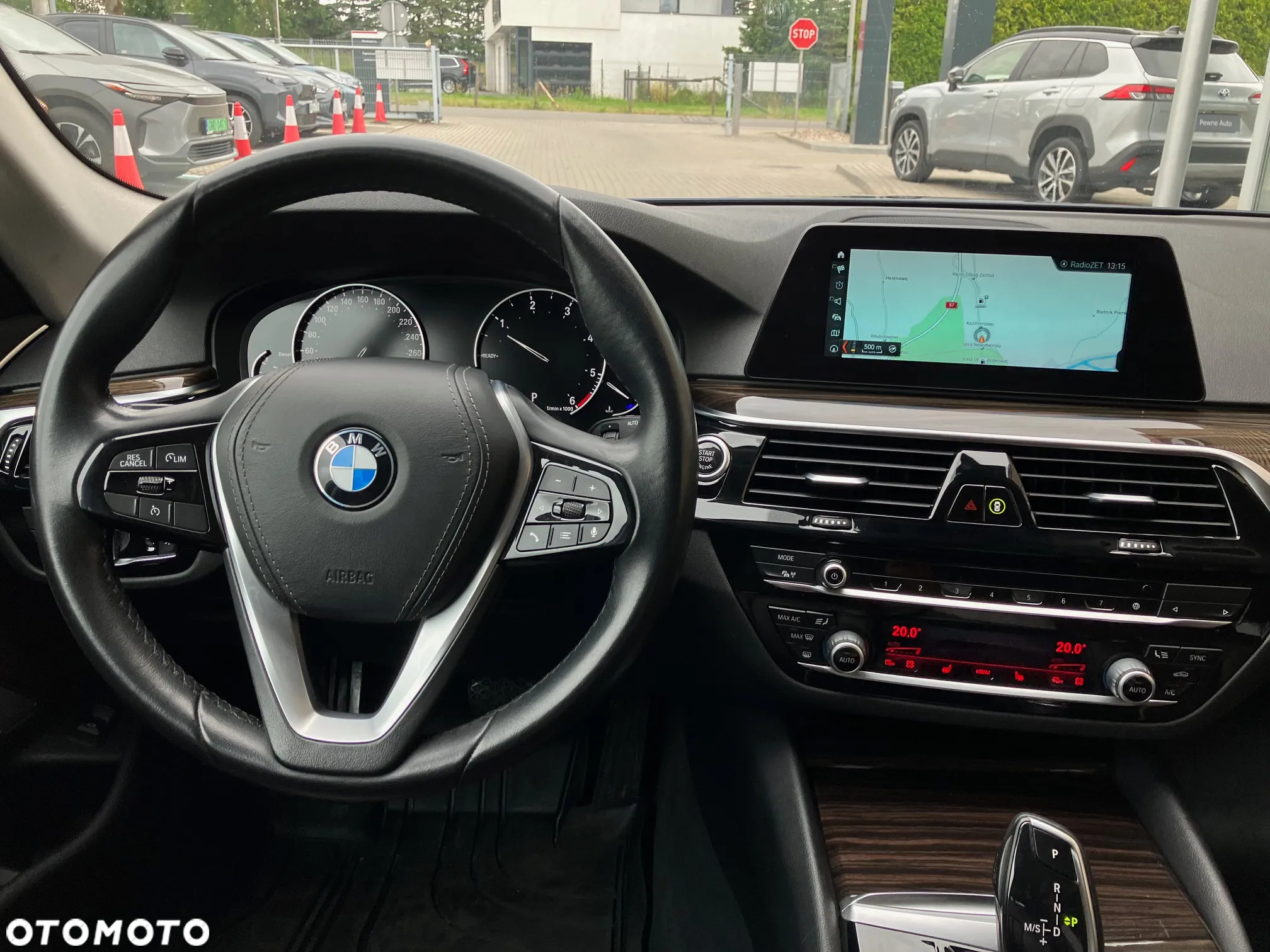 BMW Seria 5 520d xDrive Touring - 25