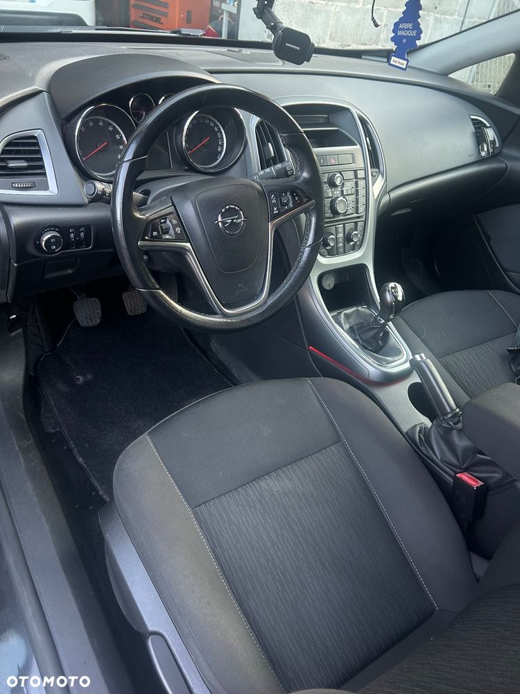 Opel Astra GTC 1.4 Turbo - 18