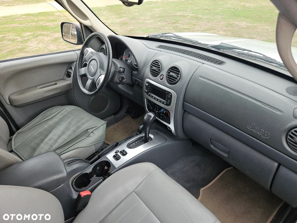 Jeep Cherokee 2.8 CRD Limited - 6