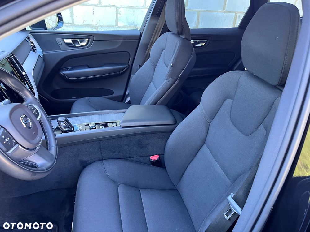 Volvo XC 60 T6 Plug-In Hybrid AWD Inscription - 7