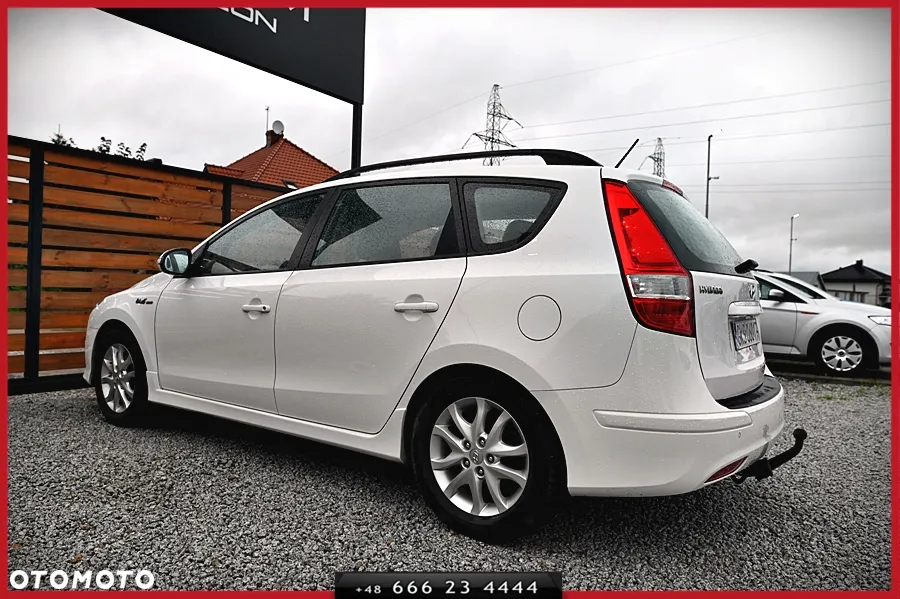 Hyundai i30 1.6 CRDI blue Comfort - 9
