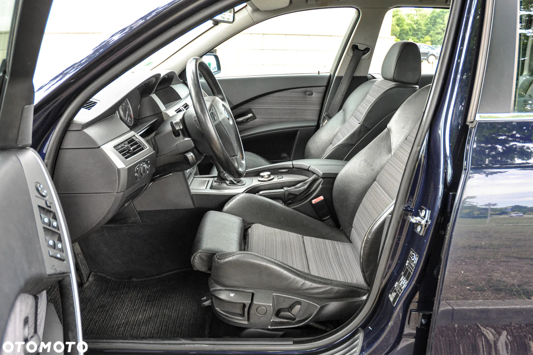 BMW Seria 5 525i Touring - 7