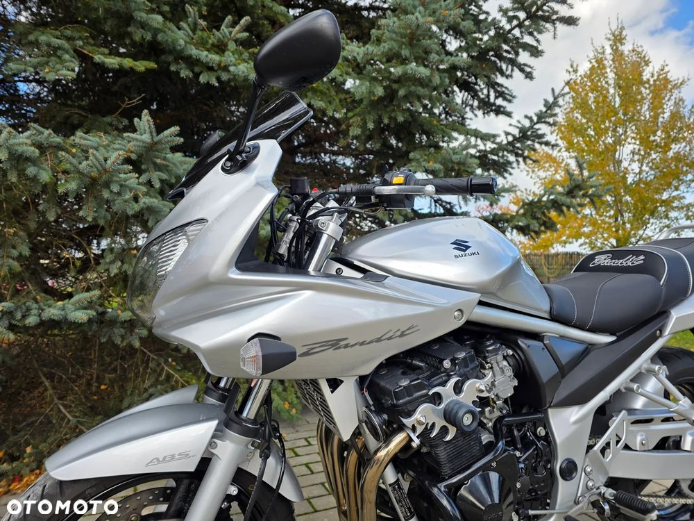 Suzuki Bandit - 27