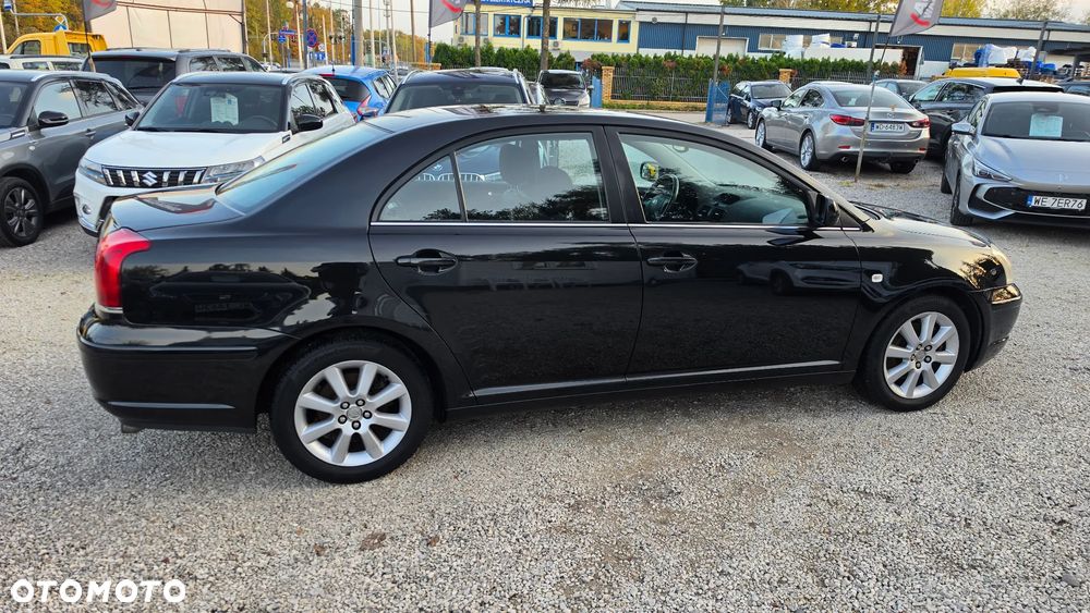 Toyota Avensis 2.0 VVT-i Sol - 10
