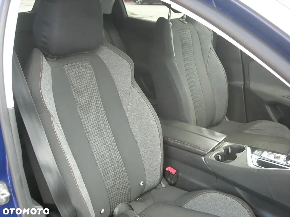 Peugeot 3008 - 20