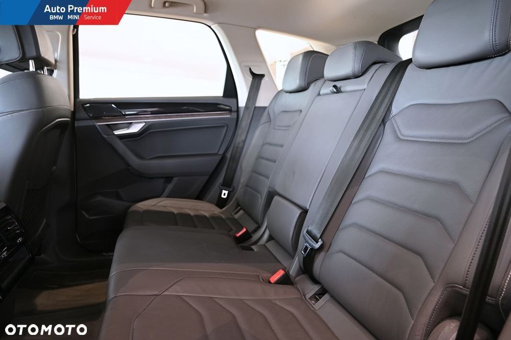 Volkswagen Touareg 3.0 V6 TDI 4Motion Elegance - 13