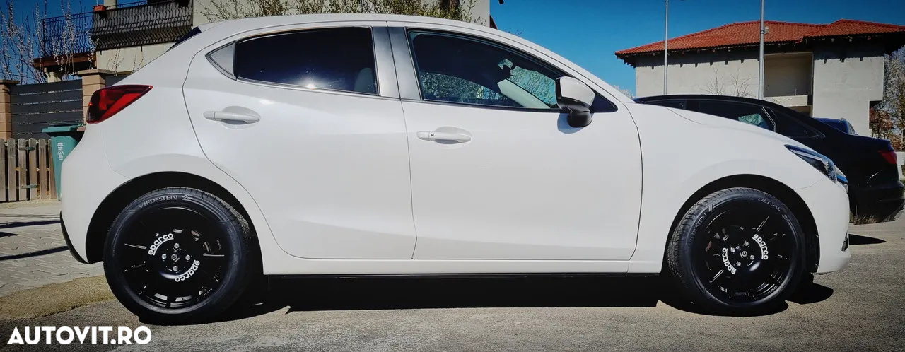 Mazda 2 G115 Revolution Top - 5