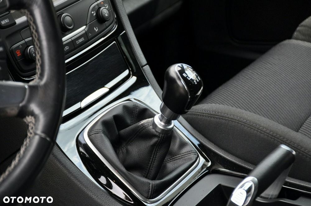 Ford S-Max - 32