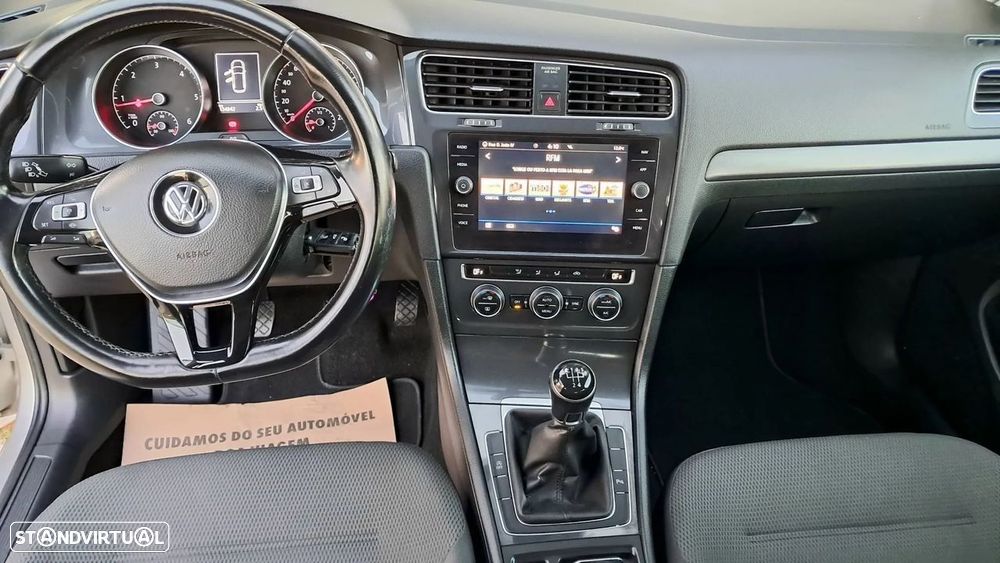 VW Golf Variant 1.6 TDi Confortline - 10