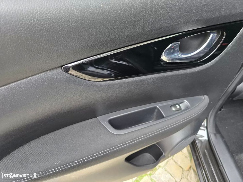 Nissan Qashqai 1.5 dCi Tekna Premium - 9