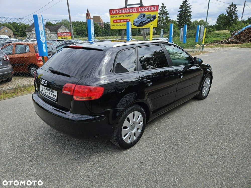 Audi A3 Sportback - 4
