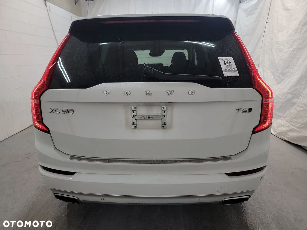 Volvo XC 90 Momentum - 6